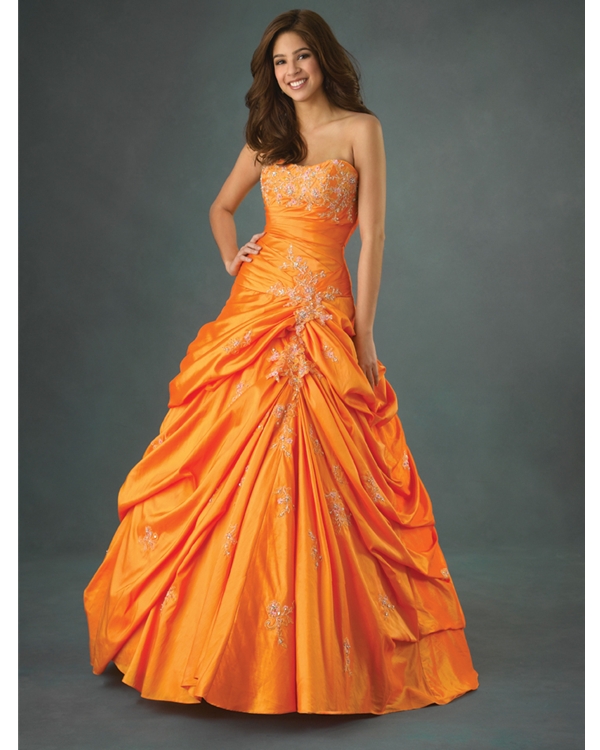 Strapless Floor Length Ball Gown Orange Quinceanera Dresses With Exquisite Appliques