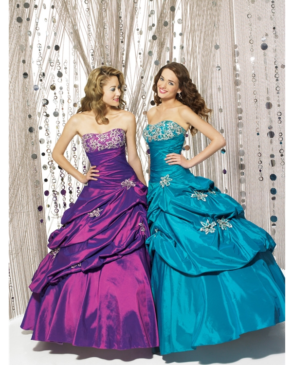 Attractive Floor Length Ball Gown Strapless Purple Blue Quinceanera Dresses With Appliques