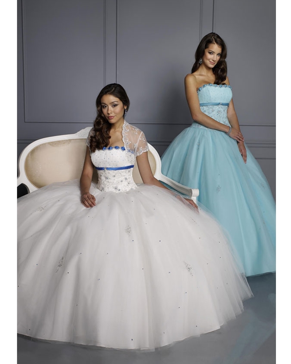 White Ball Gown Strapless Full Length Tulle Quinceanera Dresses With Appliques And Blue Stripe