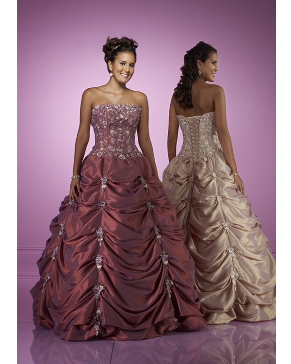 Floor Length Ball Gown Strapless Ivory Taffeta Quinceanera Dresses With Beading Embroidery