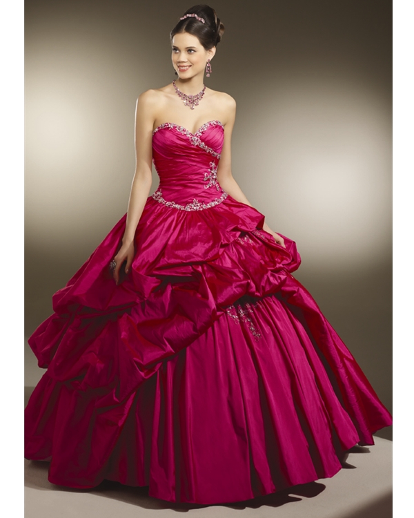 Magenta Sweetheart Strapless Floor Length Ball Gown Taffeta Quinceanera Dresses With Beadings And Ruches