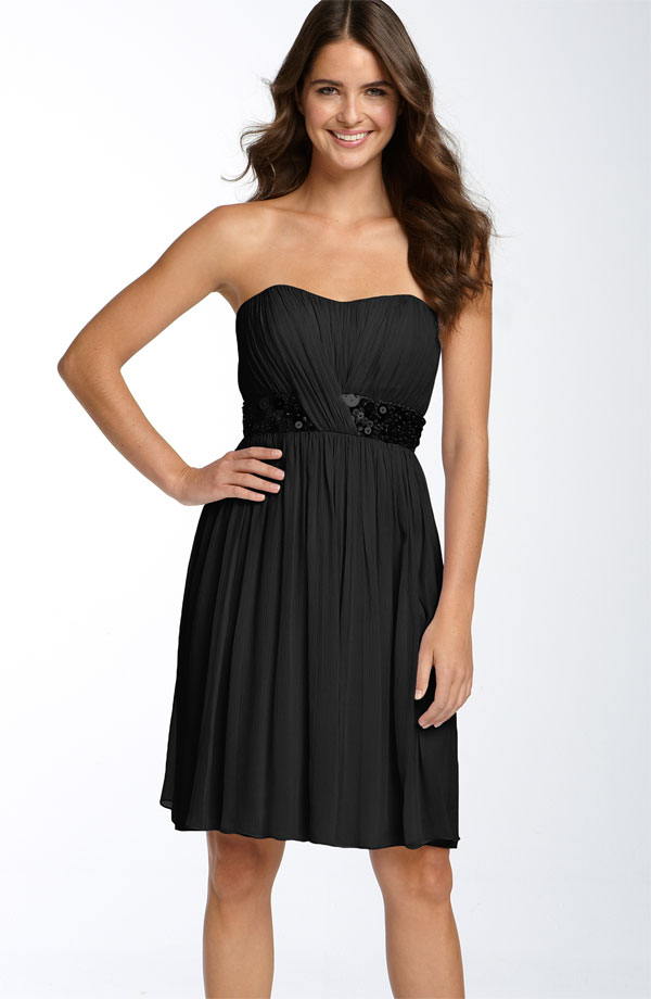 Black Sheath Sweetheart Knee Length Zipper Pleated Bridesmaid Dresses With Sequined Belt 
