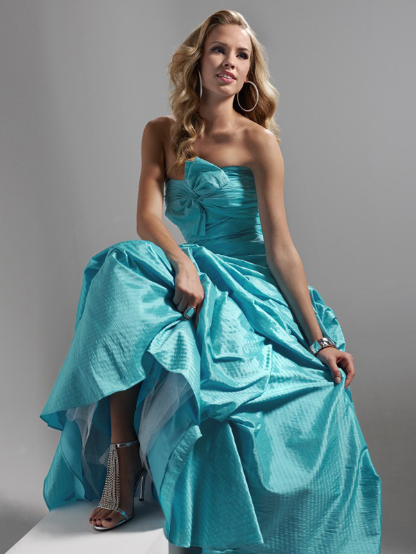 Blue A Line Full Length Lace Up Strapless Prom Dresses With Ruffles And Bownot