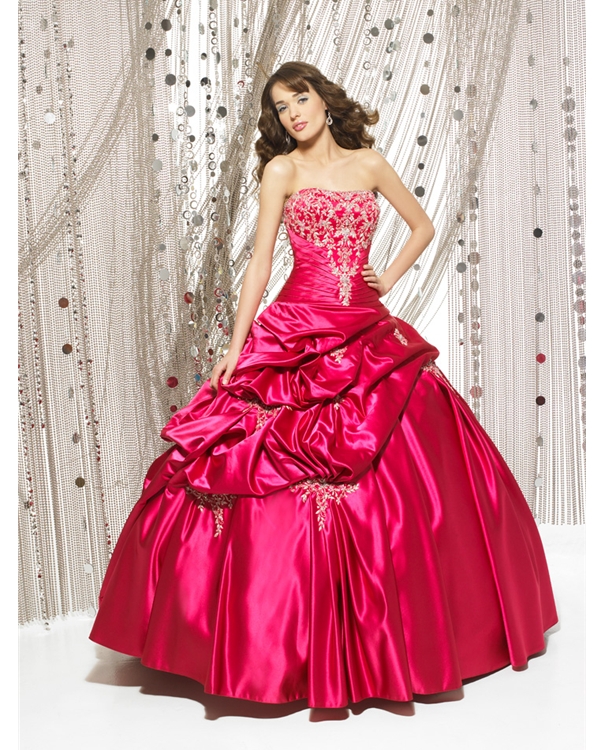 Gorgeous Red Ball Gown Strapless Lace Up Floor Length Quinceanera Dresses With Embroidery And Pleats
