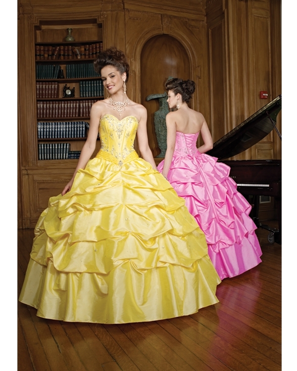 Sweetheart And Strapless Lace Up Floor Length Yellow Ball Gown Quinceanera Dresses With Beading And Twist Draped 